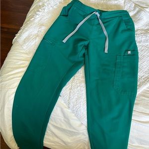 Hunter green Yola xxs pants. Great condition.